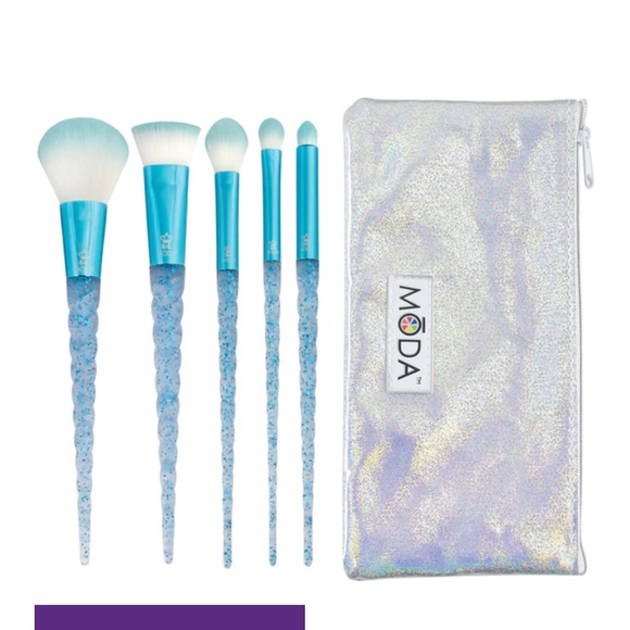 Moda Other - MODA Mythical 6 pc Frozen Flight Kit 🦄
